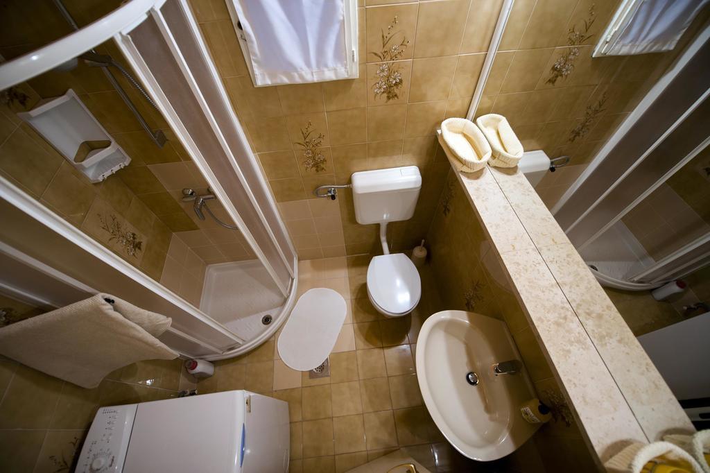 Apartment Al Porto Rovinj Room photo